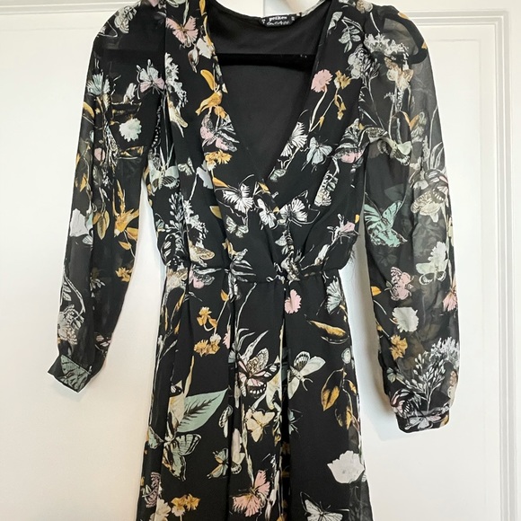 Petite butterfly romper - Picture 2 of 15